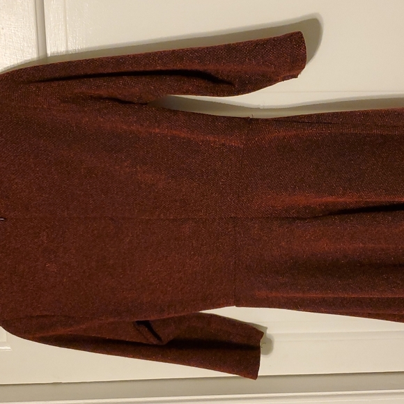 Elegant Black and Red Fit and Flare dress - Picture 4 of 7